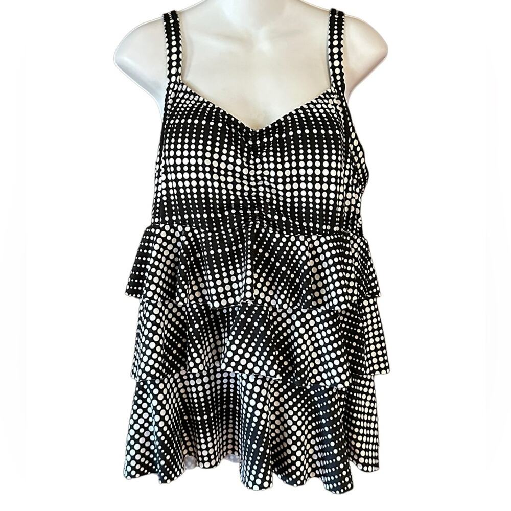 Swim 365 Black and White Ruffled Swimsuit Top in Womens 16W Adjustable Straps
